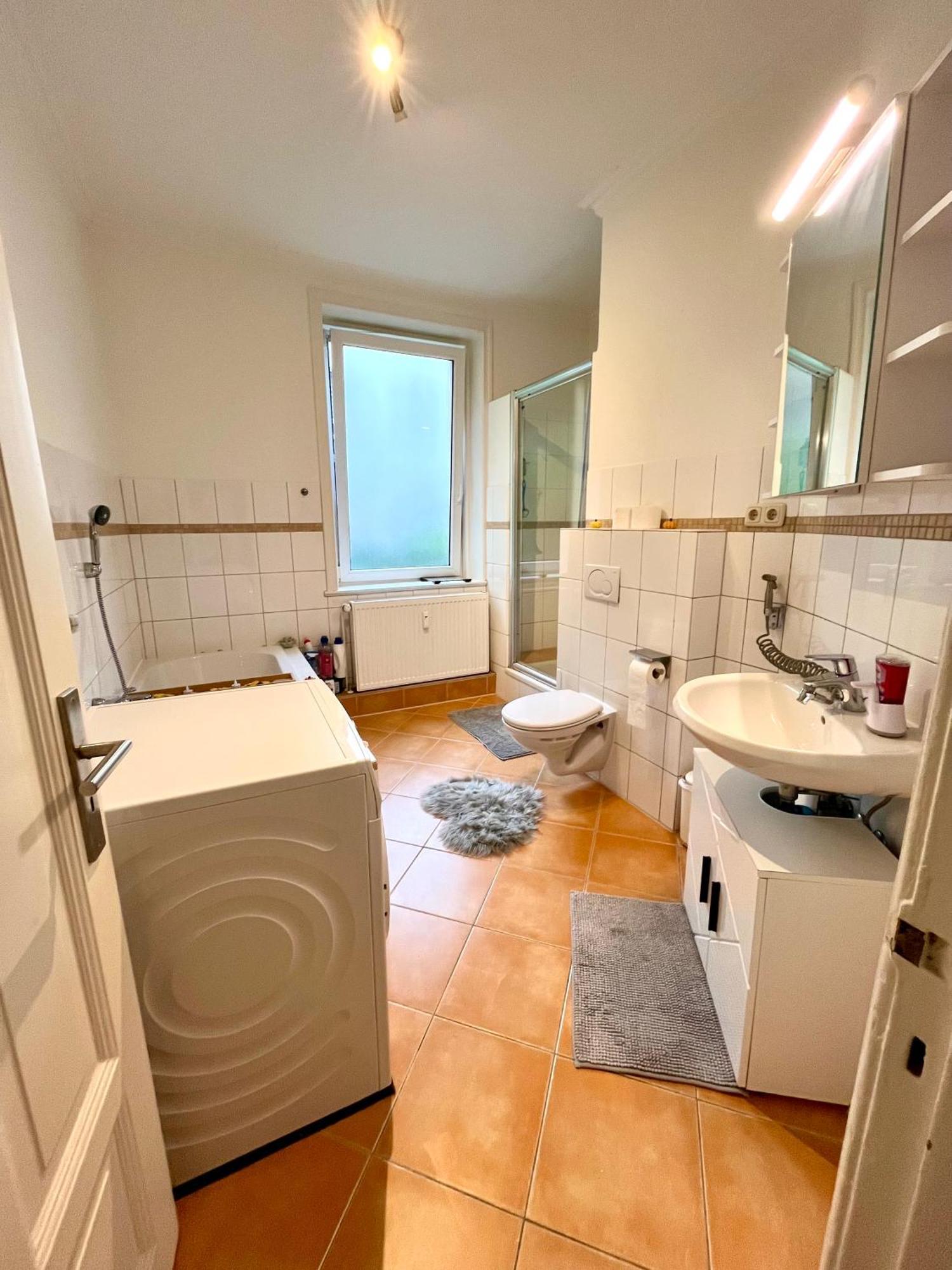 Doppelzimmer Mit Terrasse In Privatem Zuhause 吕贝克 外观 照片